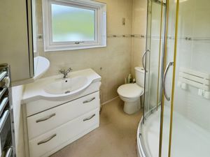 Photo 21- click for photo gallery